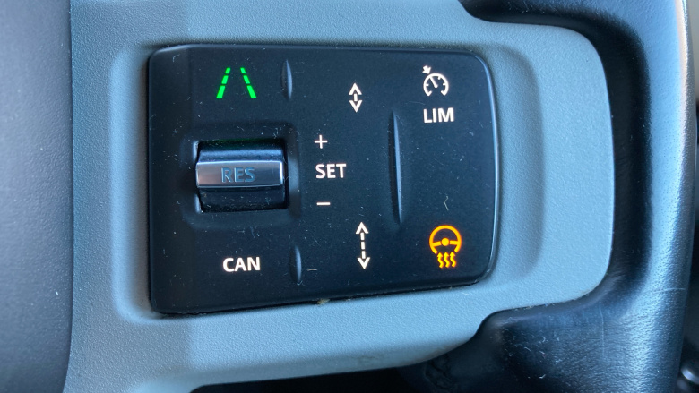 Land Rover Defender 3.0 D300 HSE 110 5dr Auto Diesel Estate